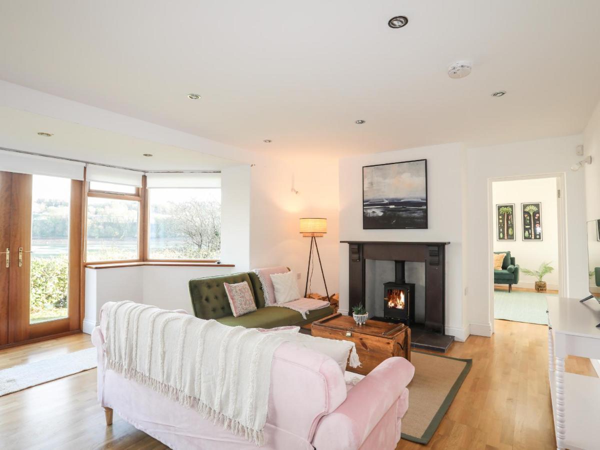 Ynys Faelog Cottage Menai Bridge Exterior photo